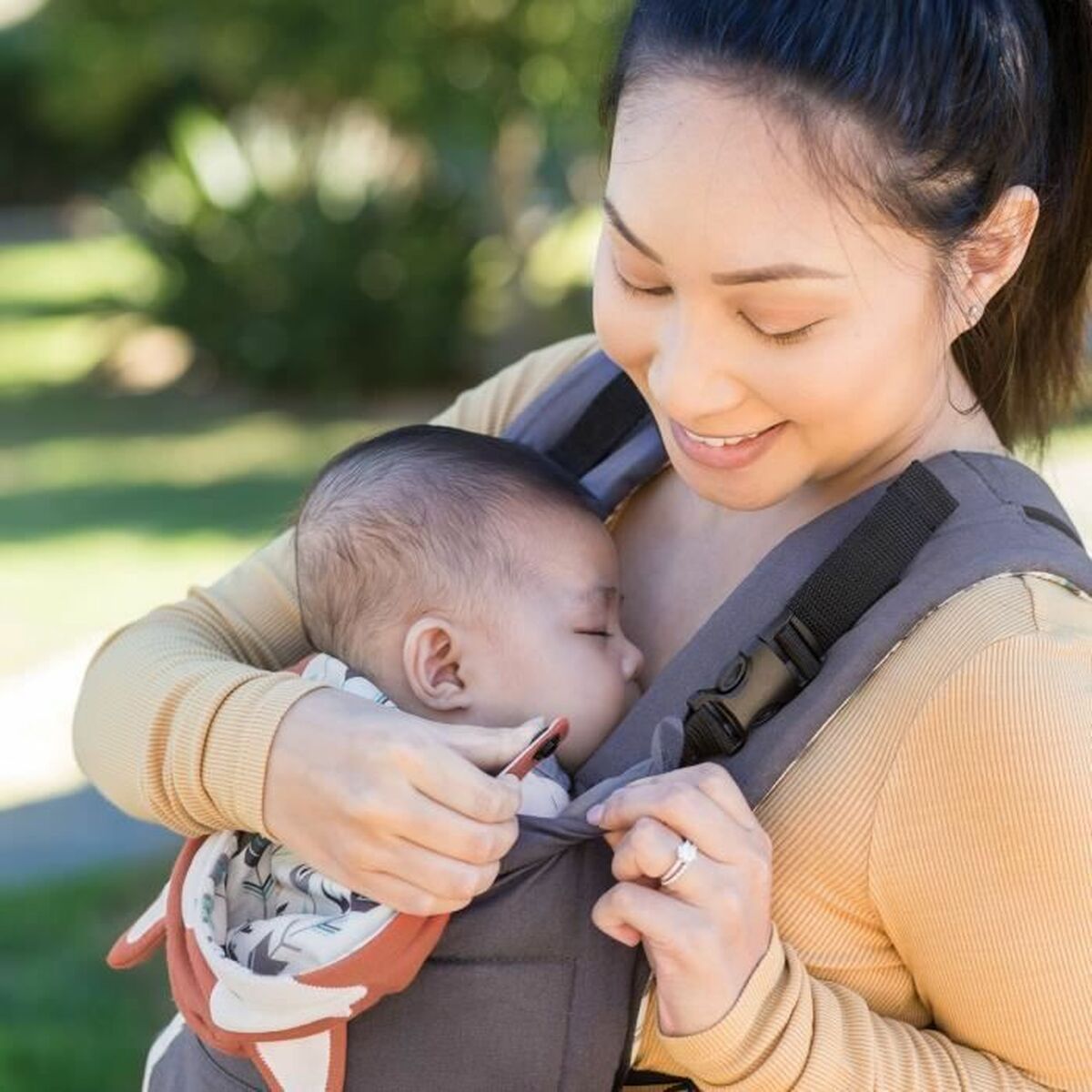 Infantino Baby Carrier Backpack Infantino Cuddle Up Fox + 6 Months + 0 Months