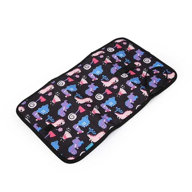 Popular Newborns Foldable Waterproof Baby Diaper Changing Mat Portable Changing Pad Diaper Diaper Baby Changing for Home Travel