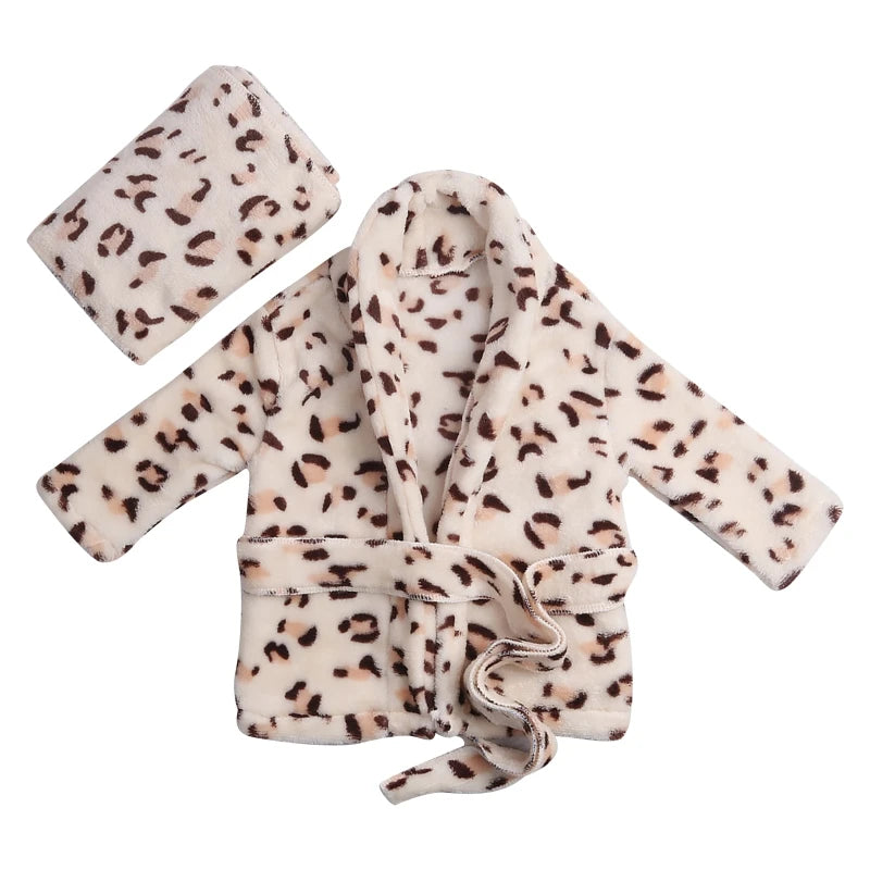 Newborn Baby Flannel Robe Bathrobe and Bath Towel Blanket Set Solid Color Photography Props Outfit for Boys Girls Posing Costume