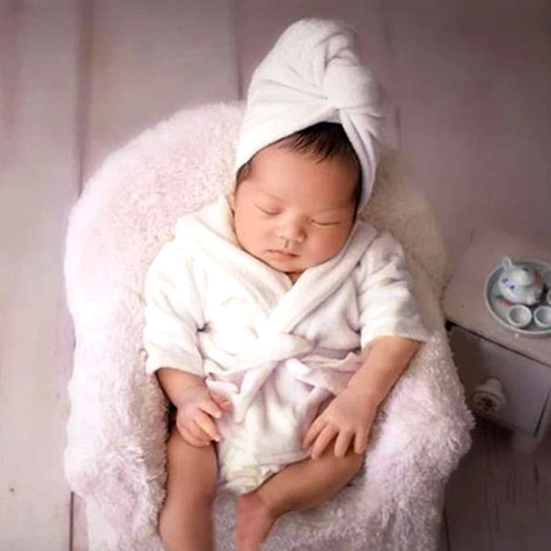 Newborn Baby Flannel Robe Bathrobe and Bath Towel Blanket Set Solid Color Photography Props Outfit for Boys Girls Posing Costume