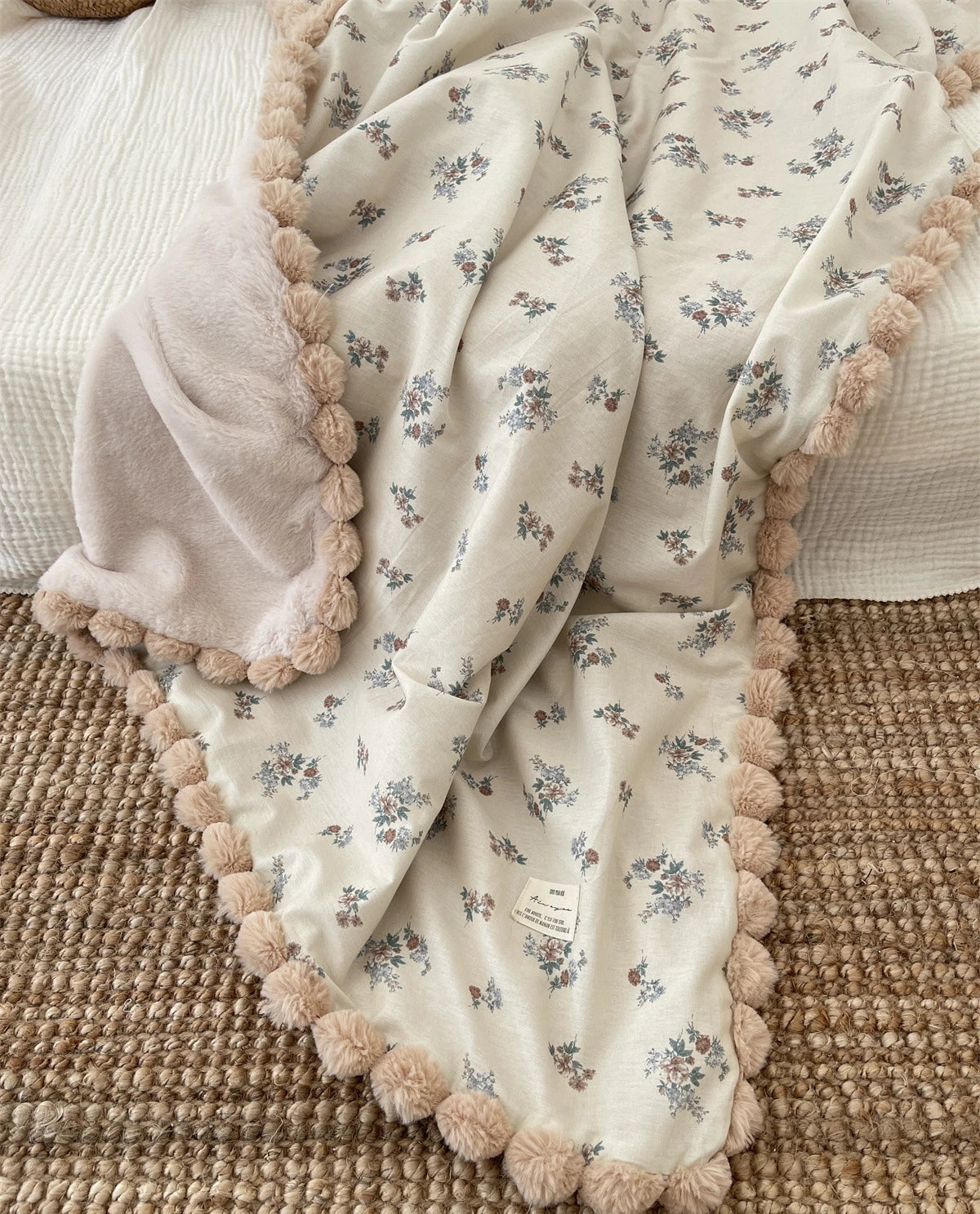 Warm Winter Blanket Newborn Baby Cover Floral Comforting Quilt Pompom Children's Stroller Seat Blankets Baby Bedding Swaddle