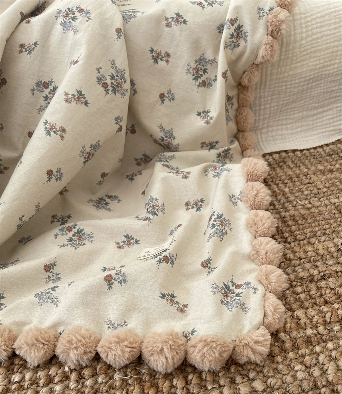 Warm Winter Blanket Newborn Baby Cover Floral Comforting Quilt Pompom Children's Stroller Seat Blankets Baby Bedding Swaddle