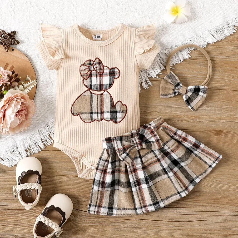 0-18 Months Summer New Baby Girl Bear Print Lace Sleeves Plaid Short Skirt Set Plus Hairband Three-piece Set